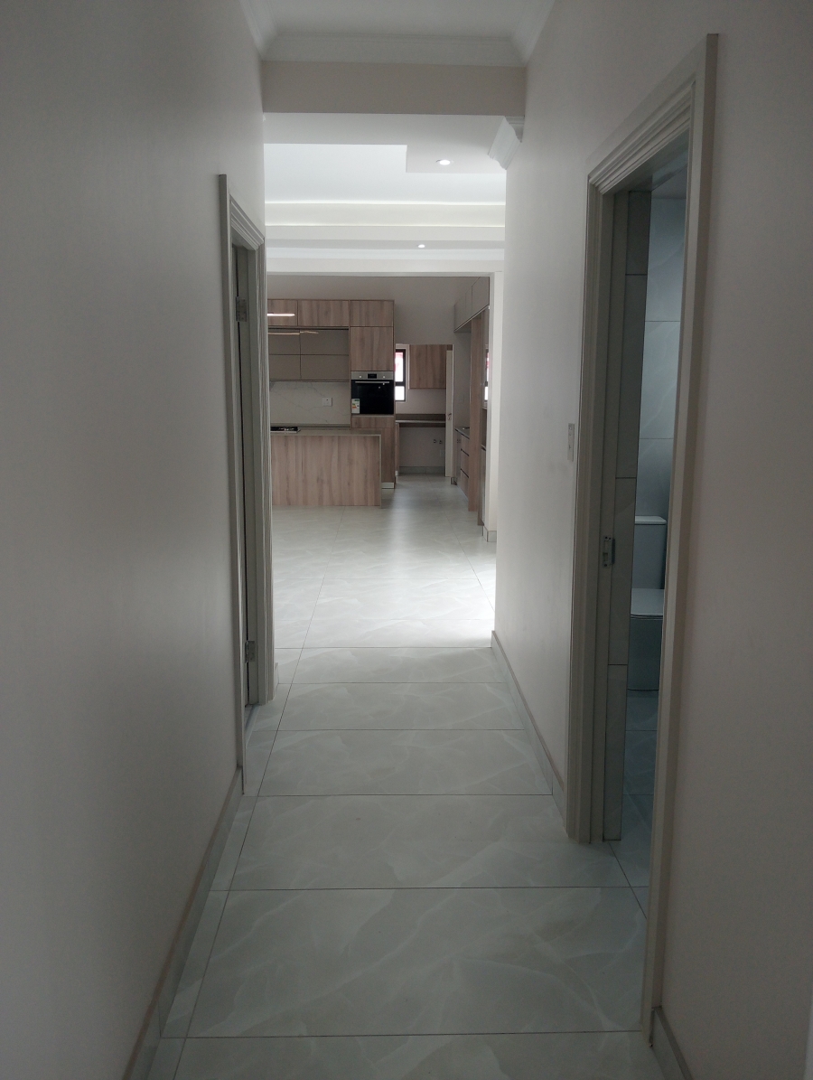 4 Bedroom Property for Sale in Fountains Estate Eastern Cape